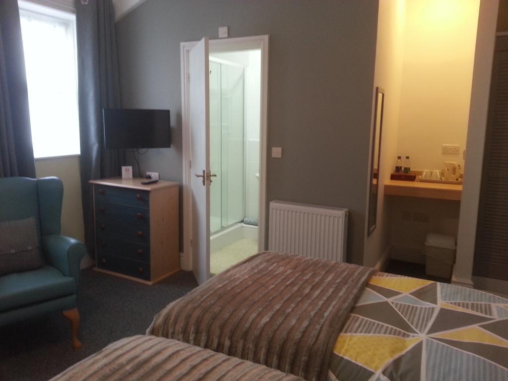 Melbourne Guest House Rhyl Esterno foto